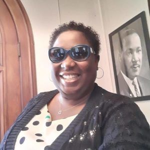 Meet your Posher, Deborah